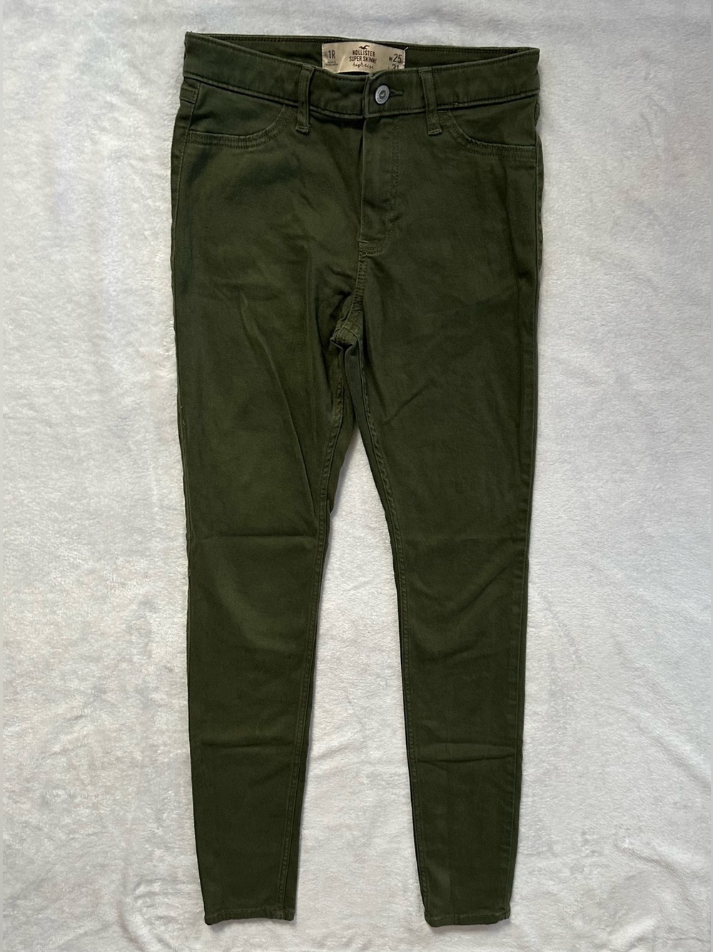 Hollister High Rise Super Skinny Twill Pants in Olive Green Size 1R
